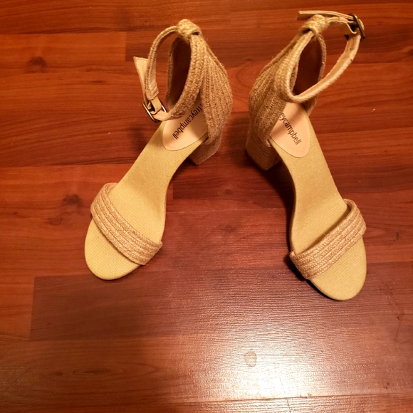 Jeffrey Campbell Twine Open Toe Heels RUNS SMALL!! - Picture 2 of 8